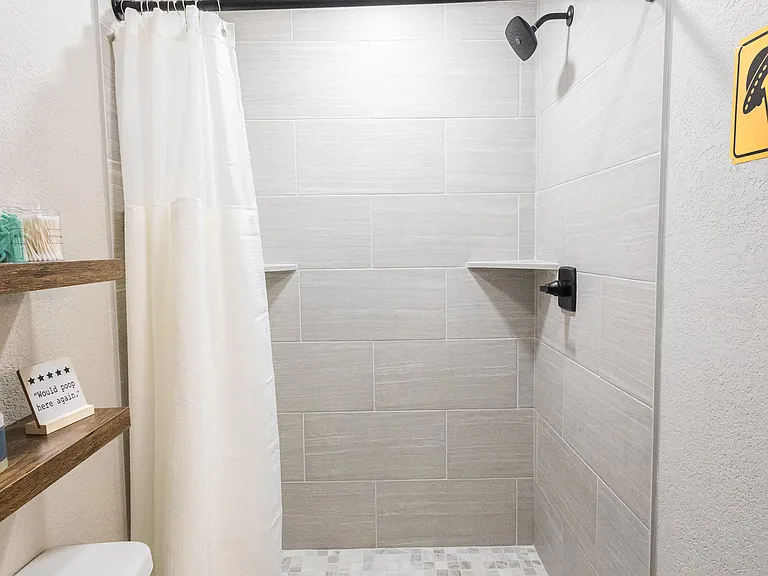 1112 S Dexter Dr — Photo 15