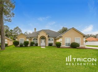 1668 Hidden Forest Ln, Jacksonville, FL 32225