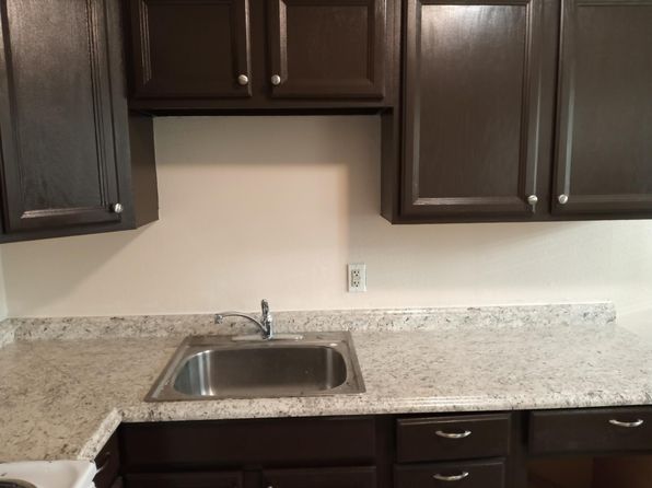 1049 Jefferson Blvd APT 2