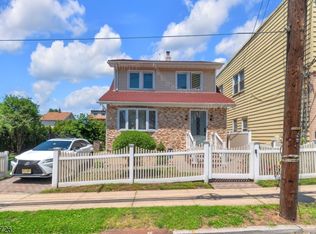 56 Ridgefield Ave, Ridgefield Park Village, NJ 07660