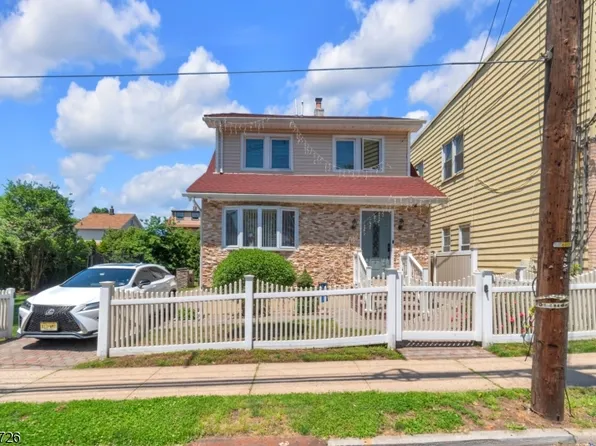 56 Ridgefield Ave, Ridgefield Park Village, NJ 07660