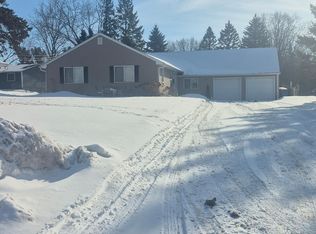 1620 Stillwater St, White Bear Township, MN 55110