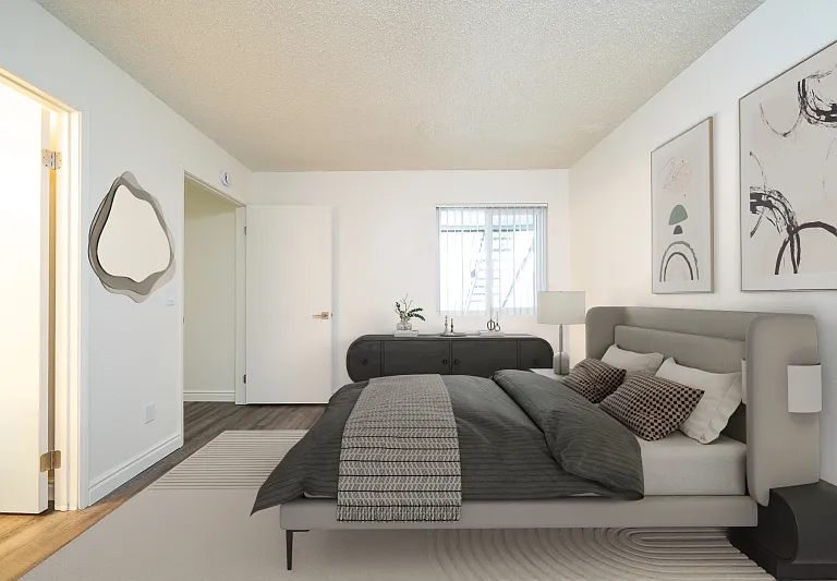 631 Blackshaw Ln — Photo 3