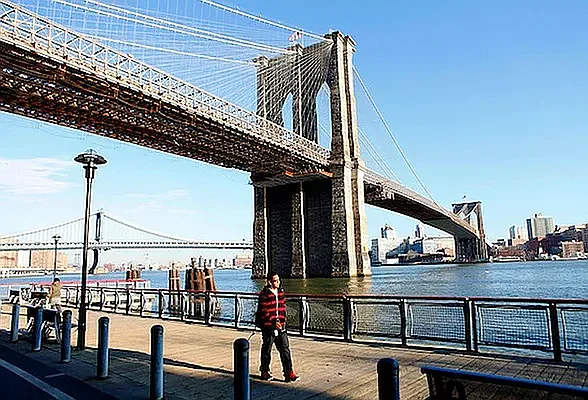 Rented by R New York | media 9