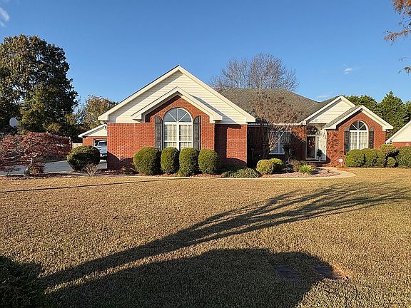 4th image of 306 Wellston Dr