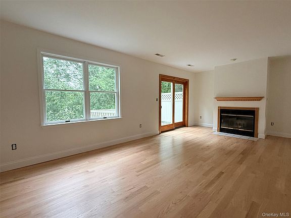 5th image of 317 Cornwall Meadows Lane
