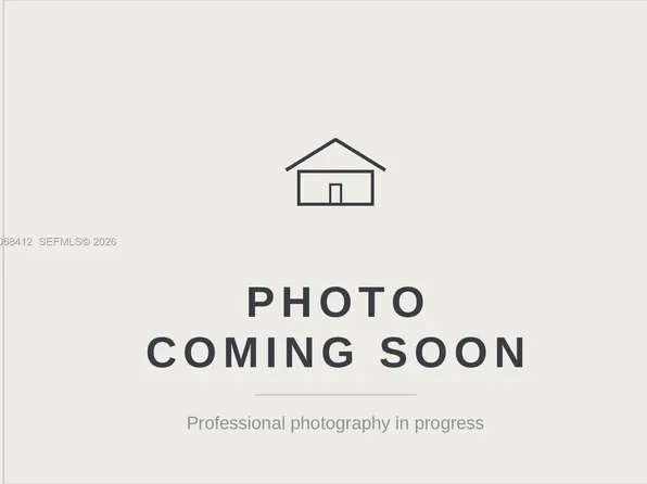 12171 SW 4th St, Pembroke Pines, FL 33025