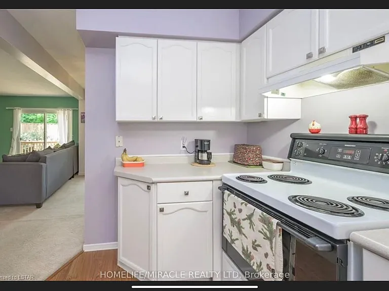 195 Barker St #7 — Photo 21