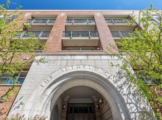 1350 W Fullerton Ave APT 302, Chicago, IL 60614