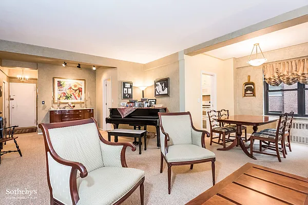 Sold by Sotheby's International Realty | media 17