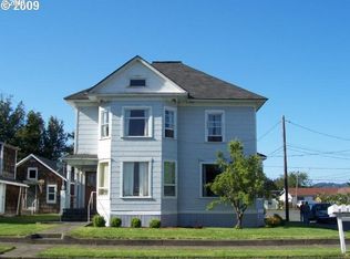 131 Ash St, Myrtle Point, OR 97458