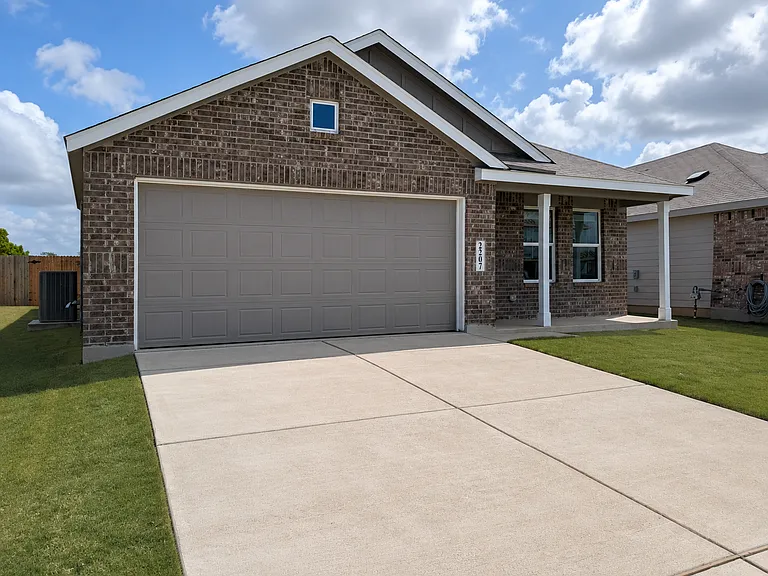 2207 Allison Crk — Photo 2