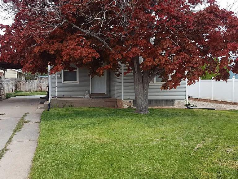 388 N 600 W — Photo 1