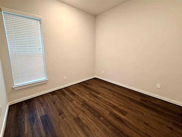 5815 Fairdale Ln #B — Photo 3