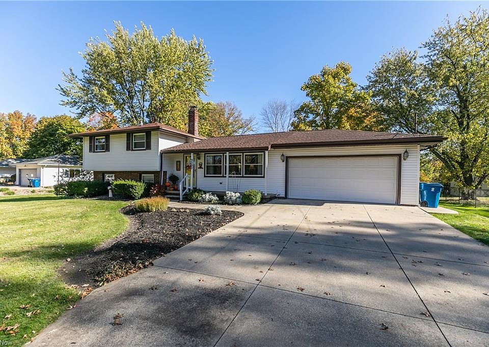 1st image of 9593 Airlane Dr