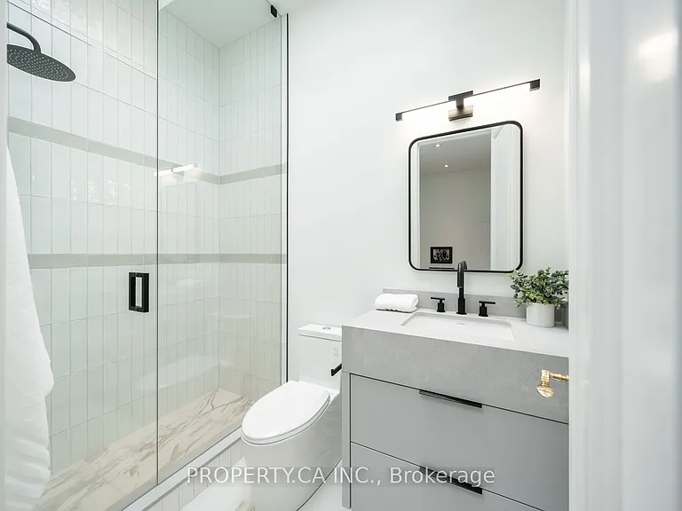 43 Bernard Ave — Photo 29
