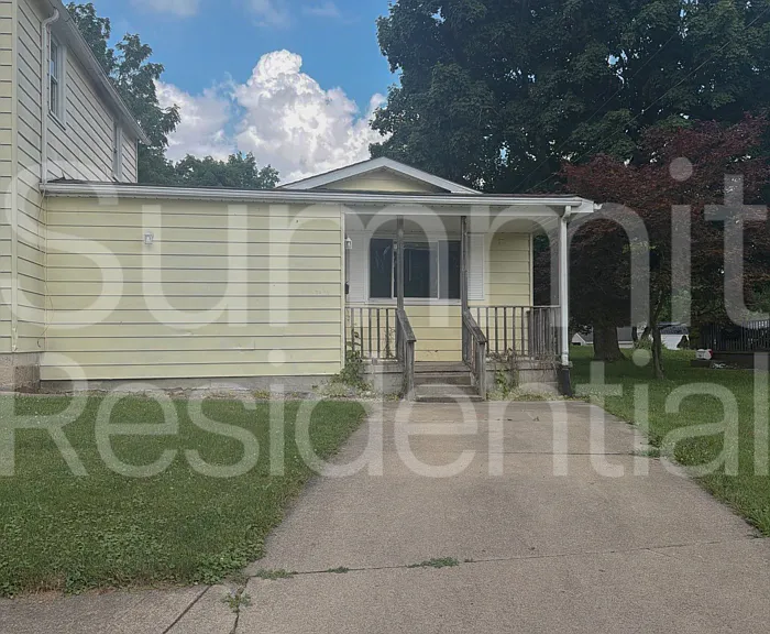 79 Martha Ave #REAR — Photo 1