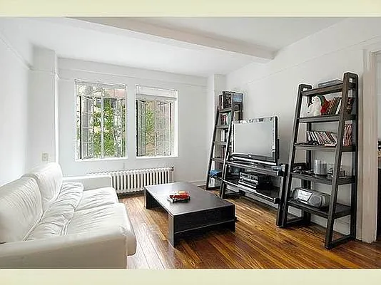 Sold by Stribling | media 8