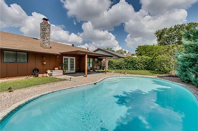 1st image of 10509 Cooper Hill Dr