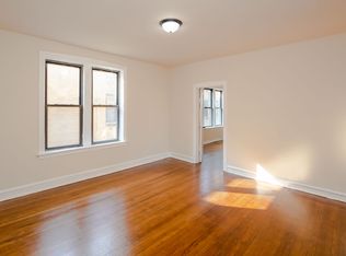 1028 E Hyde Park Blvd APT 1N, Chicago, IL 60615