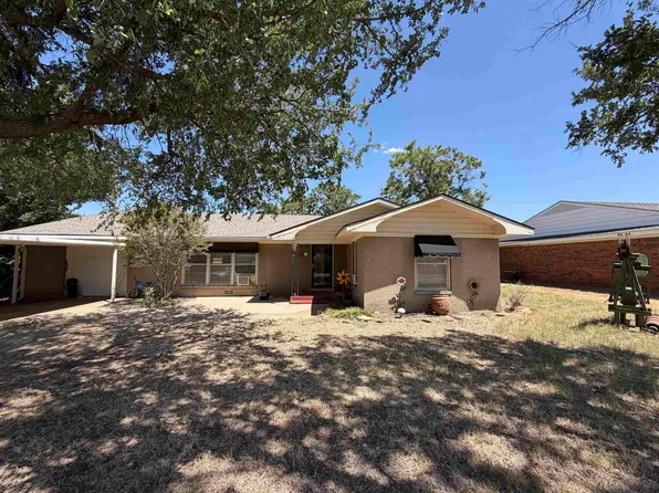 906 S Ash St, Archer City, TX 76351