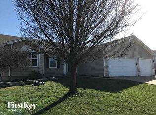 2735 Providence Ridge Dr, Wentzville, MO 63385