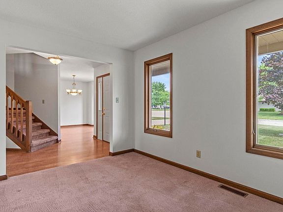 4th image of 1414 Parlor City Dr
