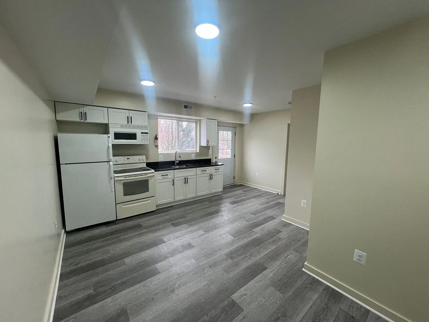 2500 41st Street NW — Photo 3