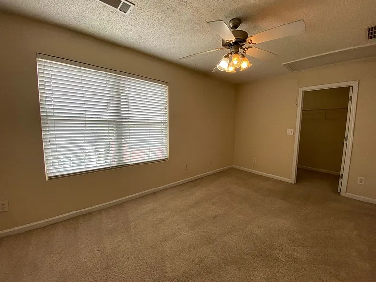 230 Katydid Dr — Photo 8