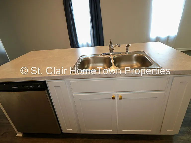 80 Cypress Ct — Photo 9