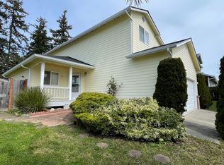 1626 SW 7th Ave, Oak Harbor, WA 98277
