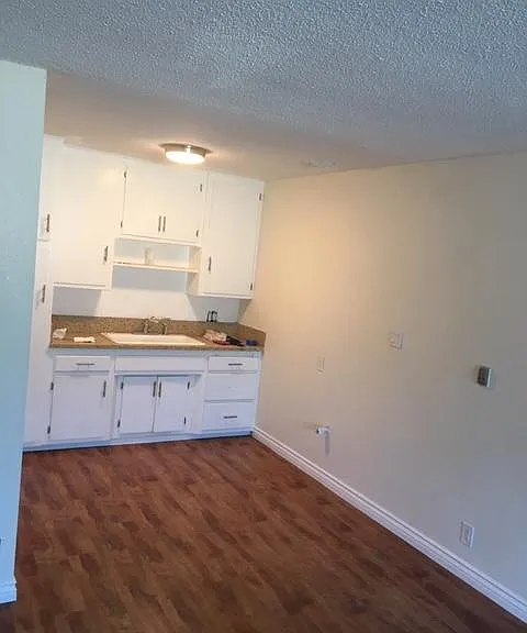 1225 Wilcox Ave #8 — Photo 3