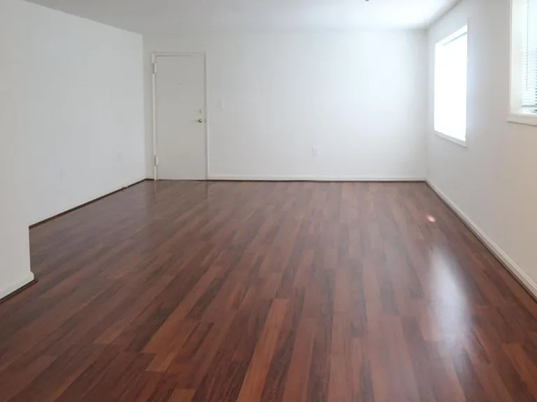 3281 15th Pl SE #201 — Photo 5