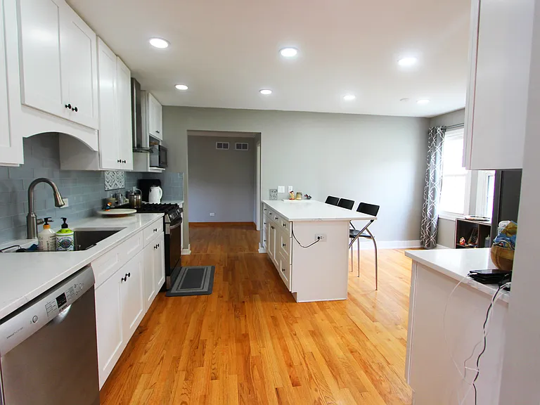 172 E Fox Hill Dr — Photo 13
