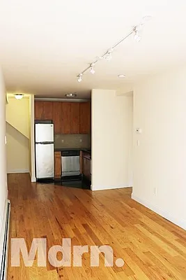 Rented by Mdrn Residential | media 4