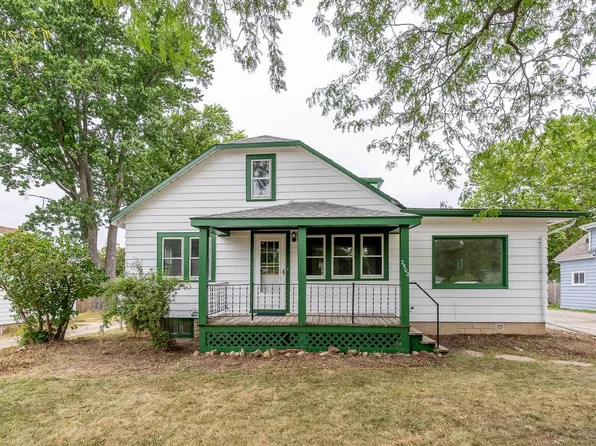 2502 W Kimberly AVENUE, Milwaukee, WI 53221