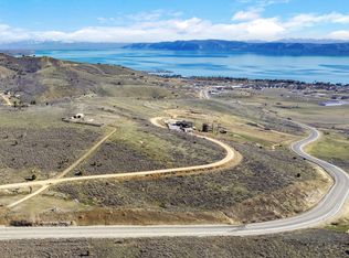 705 S First Light Dr, Garden City, UT 84028