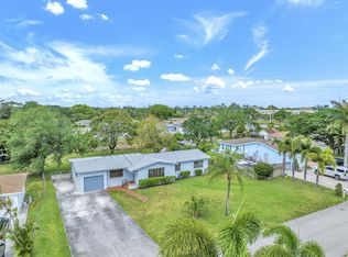 2563 Palmarita Rd, West Palm Beach, FL 33406