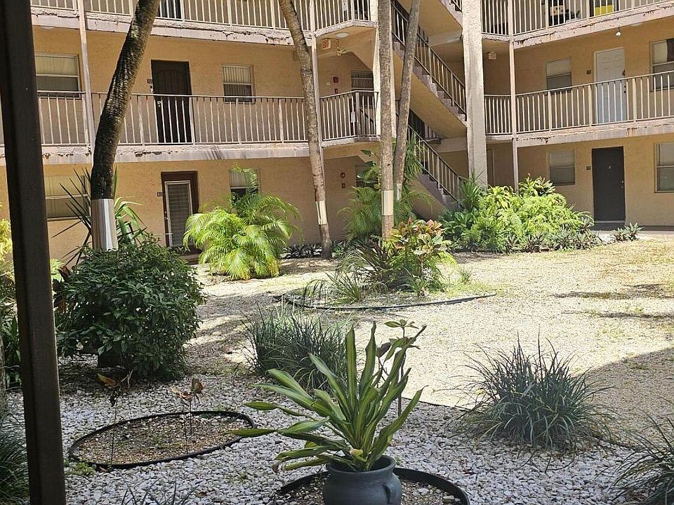 1st image of 2840 Somerset Drive #418m
