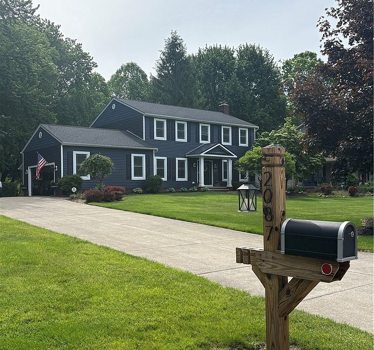 1st image of 2087 Chimney Ridge Dr