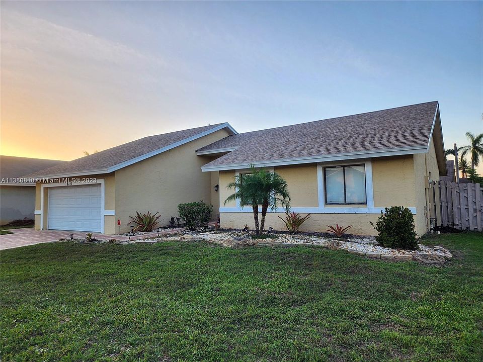 1st image of 8311 NW 53rd Ct