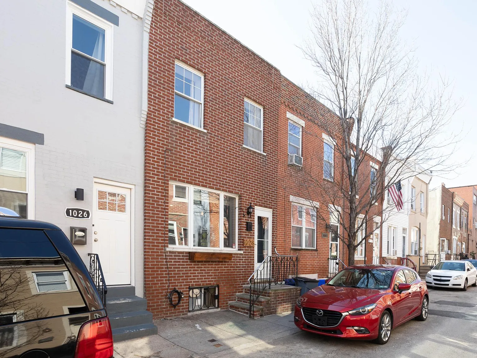 2 bed, 1.5 bath, 784 sqft, $2,200 — Photo 2