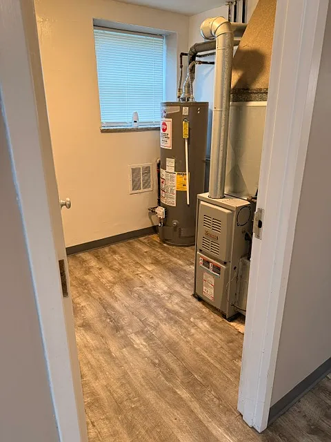 Utility room \ Storage - 1105 2nd Ave #1
