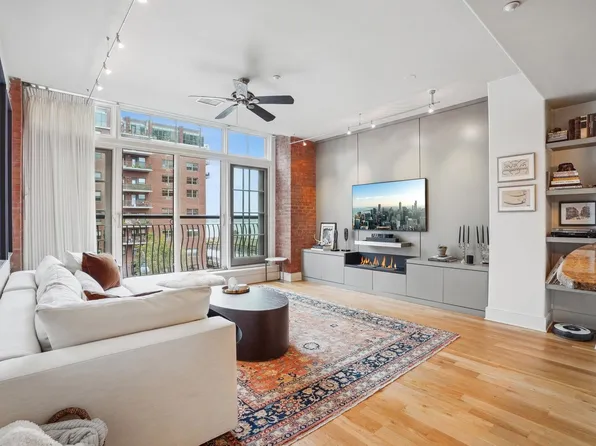 174 Washington St APT 3M, Jersey City, NJ 07302