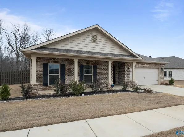 6523 Moon Crest Ln, Huntsville, AL 35806