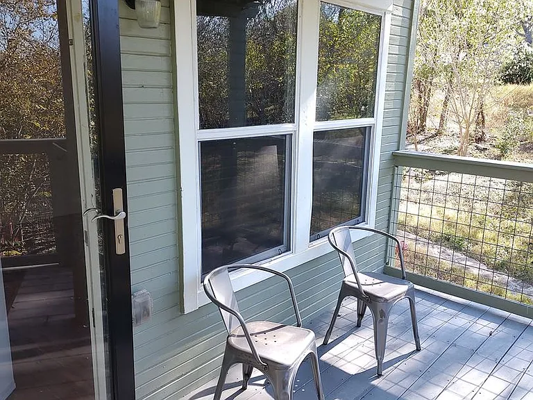 2102 Yellow Jacket Ln #B — Photo 9