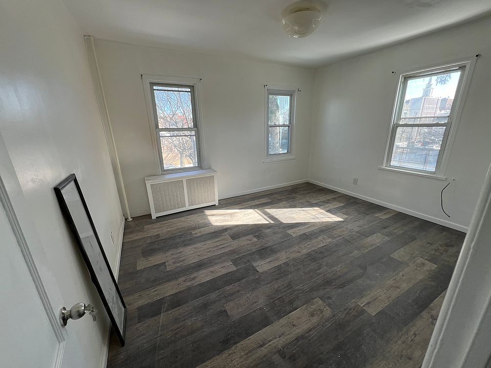 1st image of 8578 114th St Floor 2