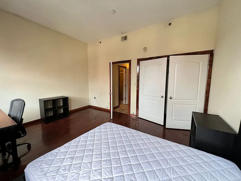 1824 W Diamond St — Photo 11
