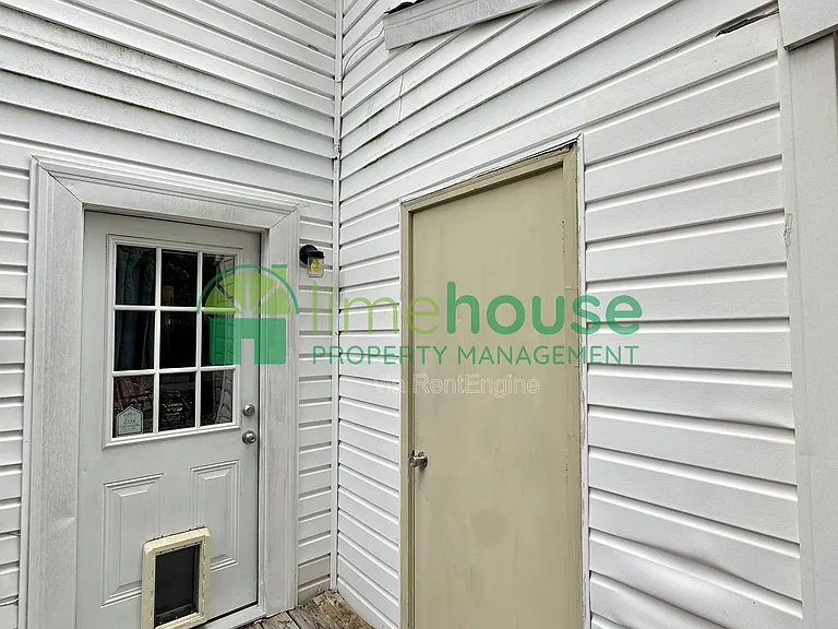 4613 Marlwood Way — Photo 9