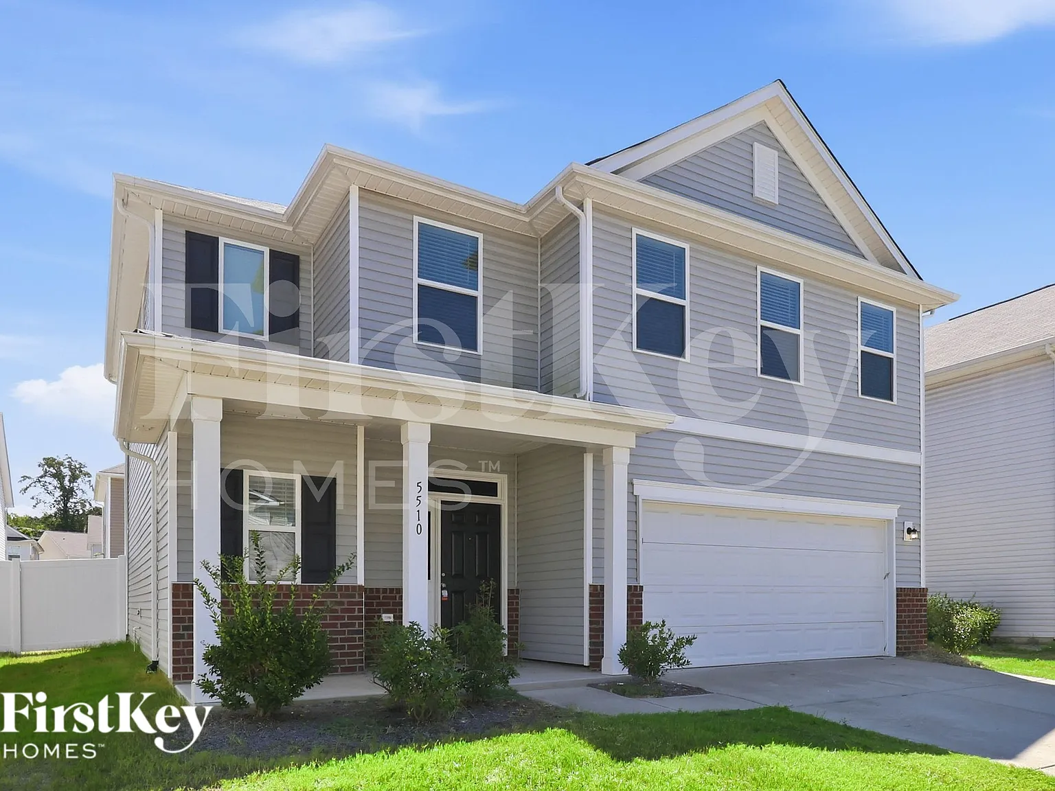 4 bed, 2.5 bath, 2106 sqft, $2,440 — Photo 2